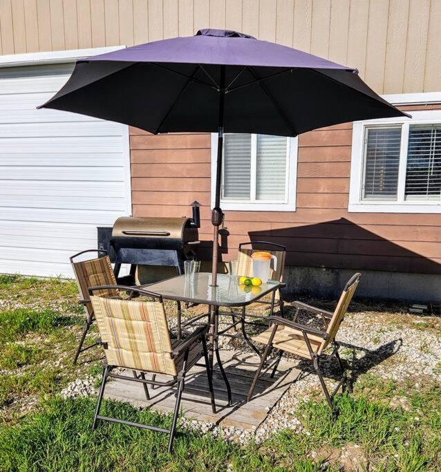 Private Cabin- Breakfast - Double Tub - 75In Tv - Sup - Washer Dryer - Bbq West Point Esterno foto
